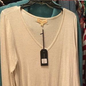 Boutique Long sleeve detailed Top